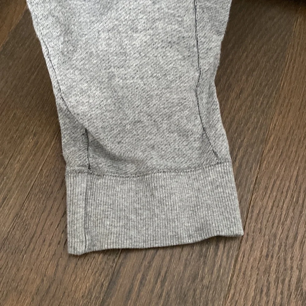 Puma grey joggers size small - Picture 3 of 4